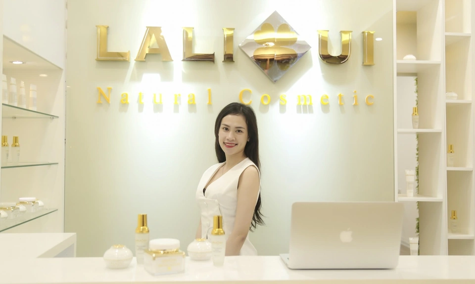 LALIHUI – Thương hiệu “Gây bão” cộng đồng mỹ phẩm 